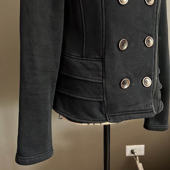 Jacket - Picture 3 of 9